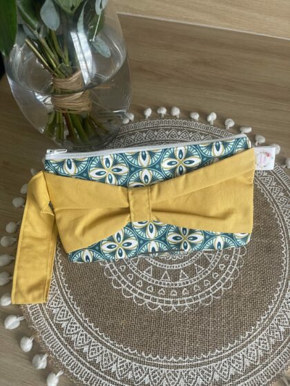 pochette à noeud cercle bleu canard moutarde