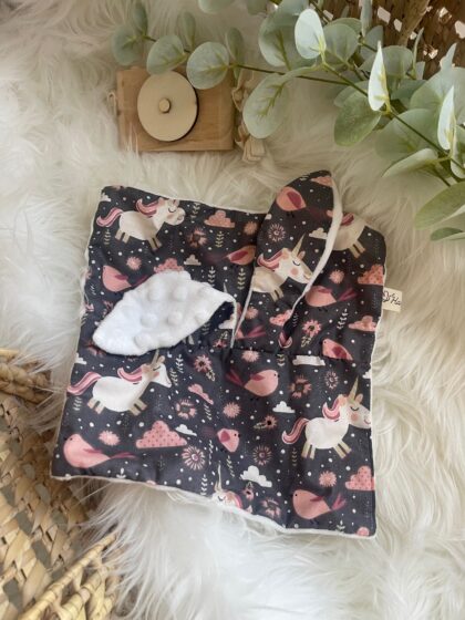 Doudou licorne et oiseaux